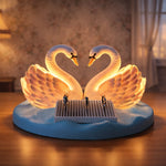 Aşkın Işığa Dönüşmüş Hali – Kalp Formlu Kuğu LED Lamba 🦢❤️