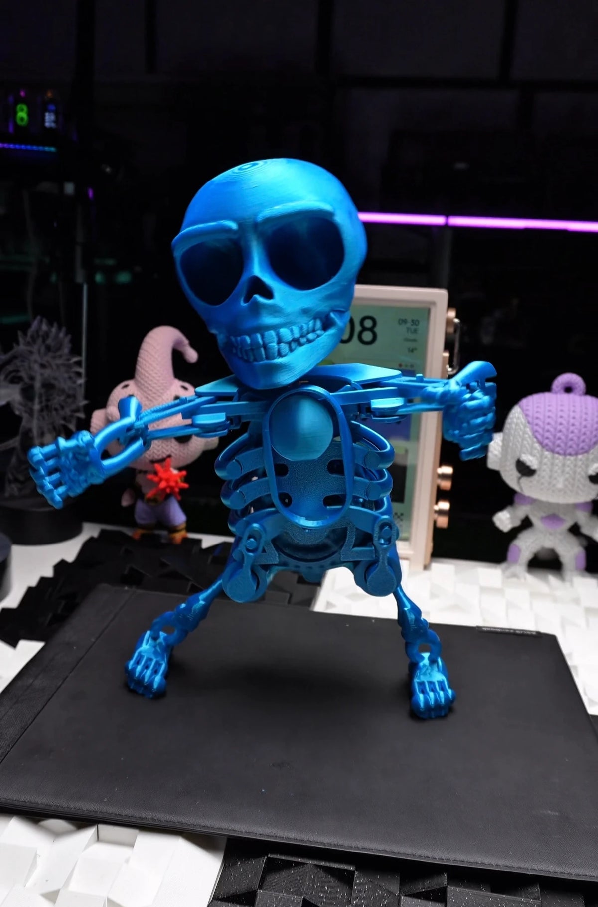 Kuru Kafa Kurmalı Dans Eden İskelet 💀